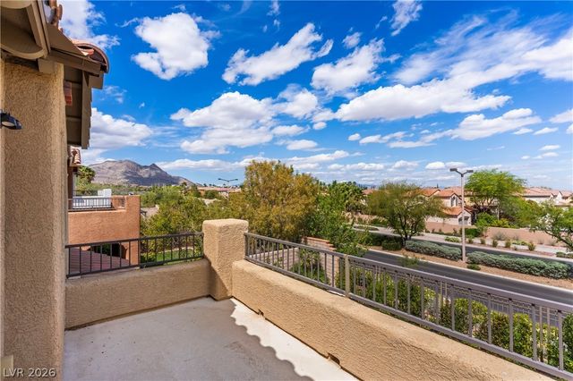 564 Ivy Spring Street, Las Vegas, NV 89138