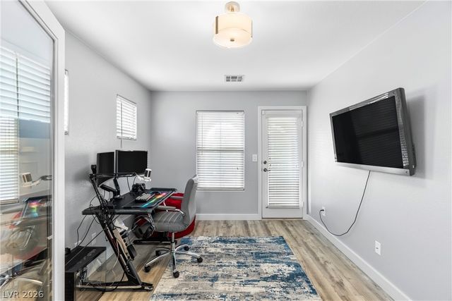 564 Ivy Spring Street, Las Vegas, NV 89138