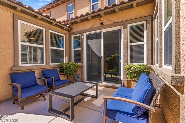 564 Ivy Spring Street, Las Vegas, NV 89138