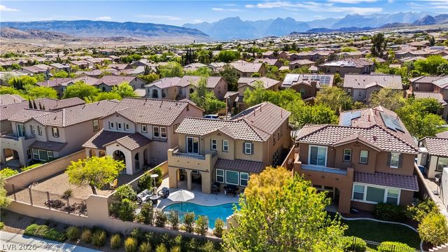 564 Ivy Spring Street, Las Vegas, NV 89138