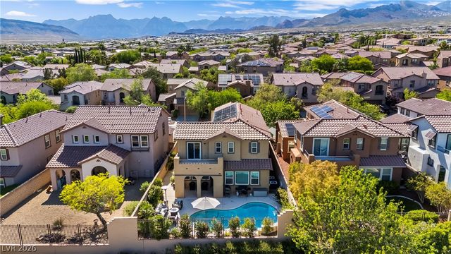 564 Ivy Spring Street, Las Vegas, NV 89138
