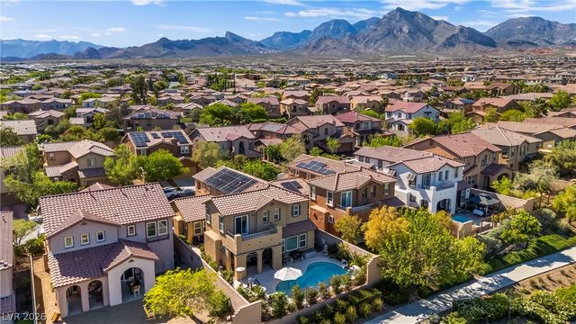 564 Ivy Spring Street, Las Vegas, NV 89138