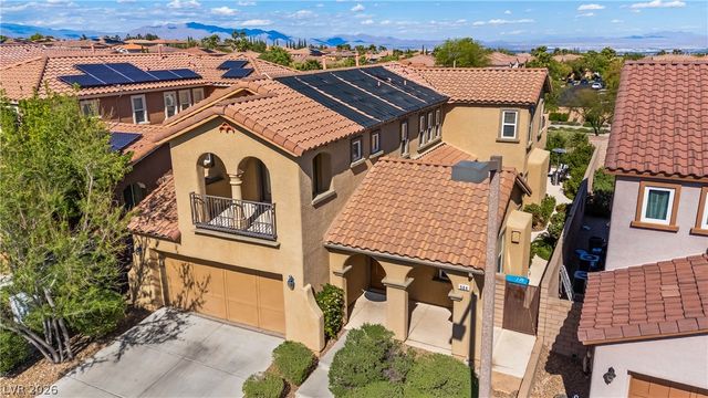 564 Ivy Spring Street, Las Vegas, NV 89138