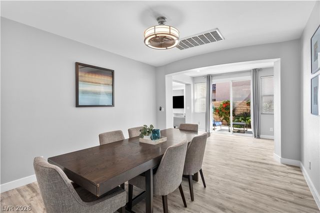 564 Ivy Spring Street, Las Vegas, NV 89138