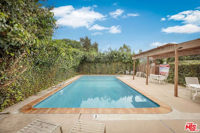 15540 Sherman Way 14, Van Nuys, CA 91406