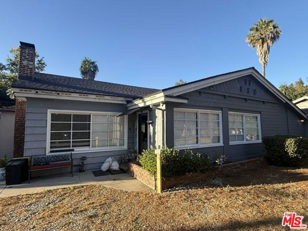 14151 Chandler Boulevard, Los Angeles, CA 91401