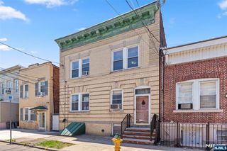564 9th Street, Newark, NJ 07107