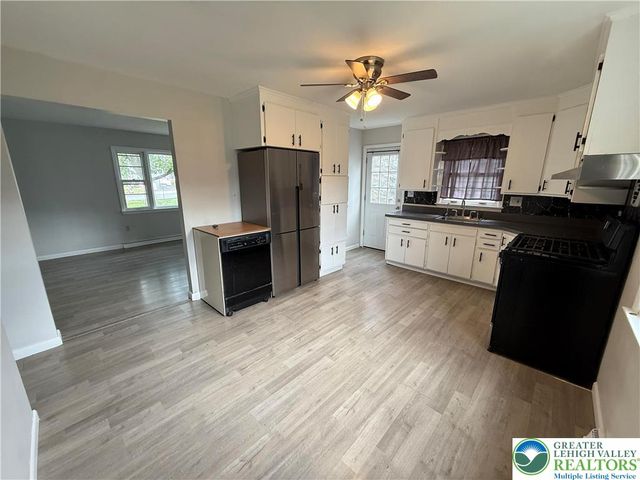 1524 Bushkill Street, Wilson Boro, PA 18042