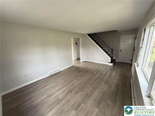 1524 Bushkill Street, Wilson Boro, PA 18042