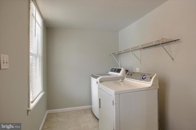 211 S ENOLA DR, Enola, PA 17025