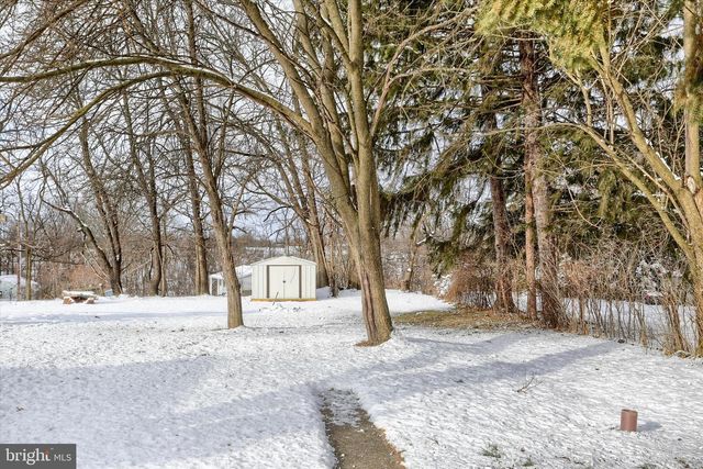 211 S ENOLA DR, Enola, PA 17025