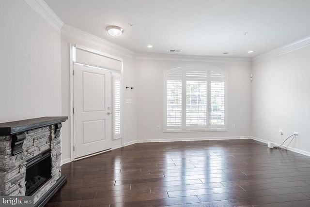 23654 HOPEWELL MANOR TER, Ashburn, VA 20148