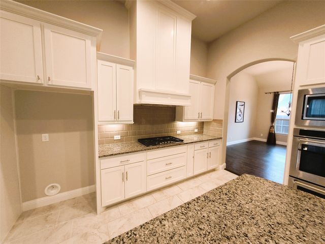 1616 Silla Drive, Little Elm, TX 75068