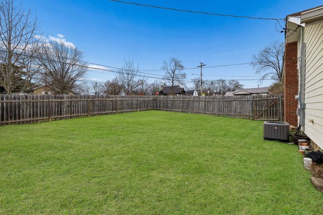 404 DuPont Ave, Madison, TN 37115