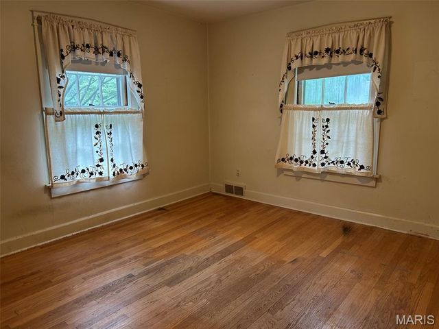 13 Cambridge Drive, Belleville, IL 62226