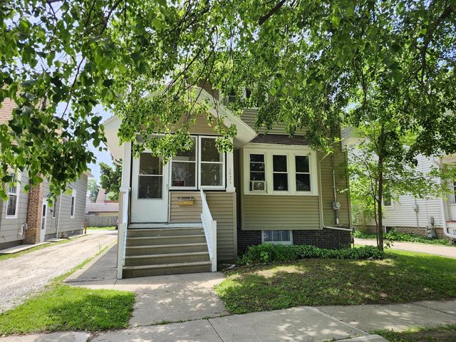 1821 61st STREET, Kenosha, WI 53143