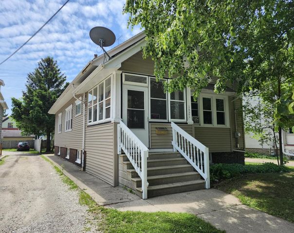 1821 61st STREET, Kenosha, WI 53143