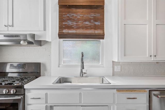 913 E 39th Street, Minneapolis, MN 55407