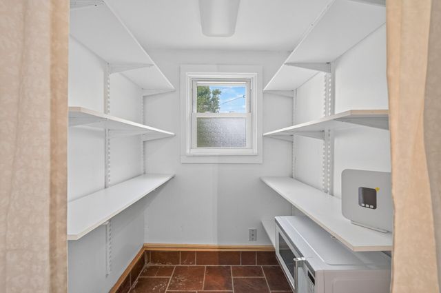 913 E 39th Street, Minneapolis, MN 55407