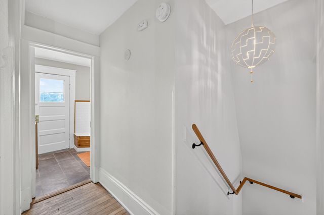 913 E 39th Street, Minneapolis, MN 55407
