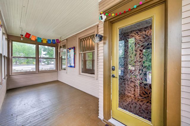 913 E 39th Street, Minneapolis, MN 55407