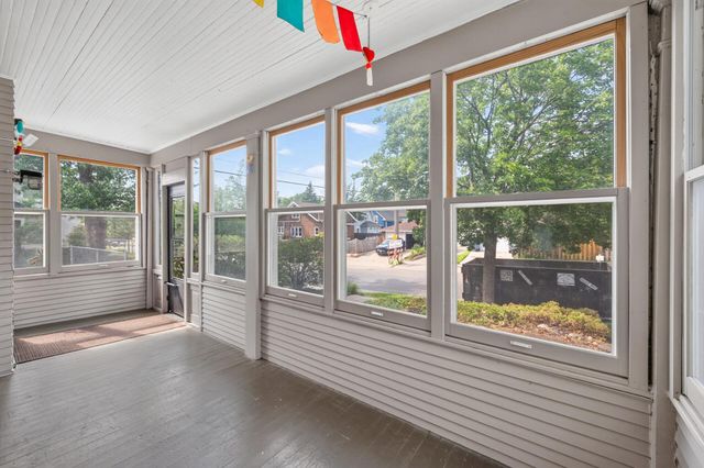 913 E 39th Street, Minneapolis, MN 55407