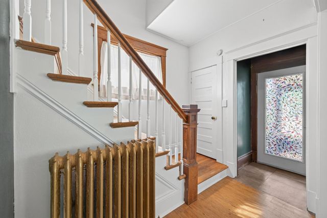 913 E 39th Street, Minneapolis, MN 55407