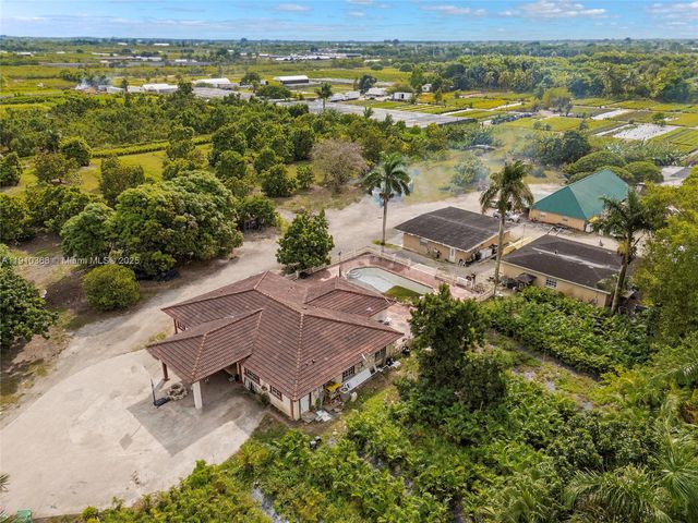 18890 SW 184th St, Miami, FL 33187