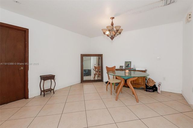 18890 SW 184th St, Miami, FL 33187