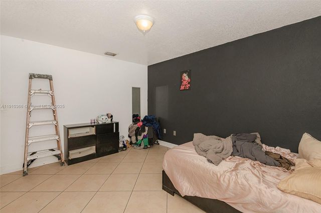 18890 SW 184th St, Miami, FL 33187