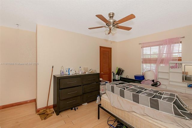 18890 SW 184th St, Miami, FL 33187