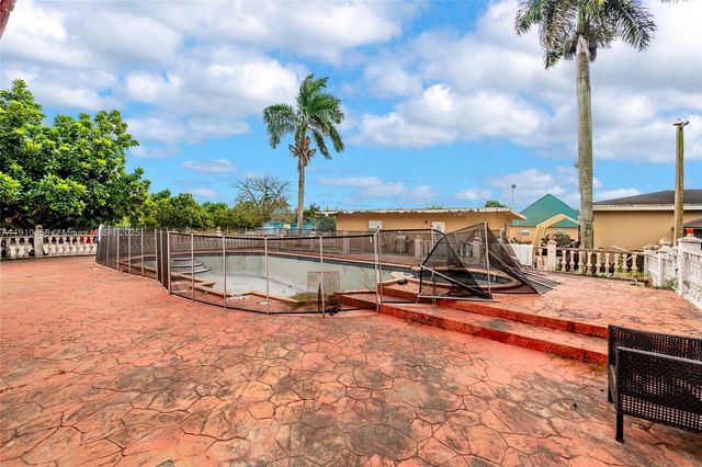 18890 SW 184th St, Miami, FL 33187