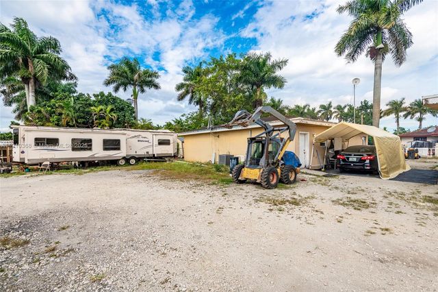 18890 SW 184th St, Miami, FL 33187