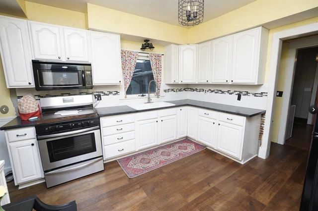 103 W Elm Street, Chippewa Falls, WI 54729