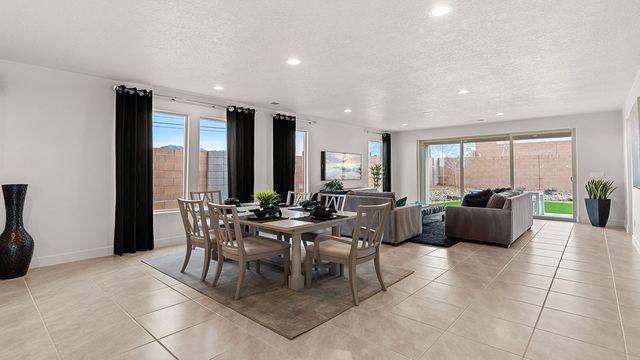 3307 Los Feliz, Santa Fe, NM 87507
