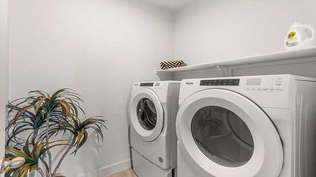 3307 Los Feliz, Santa Fe, NM 87507