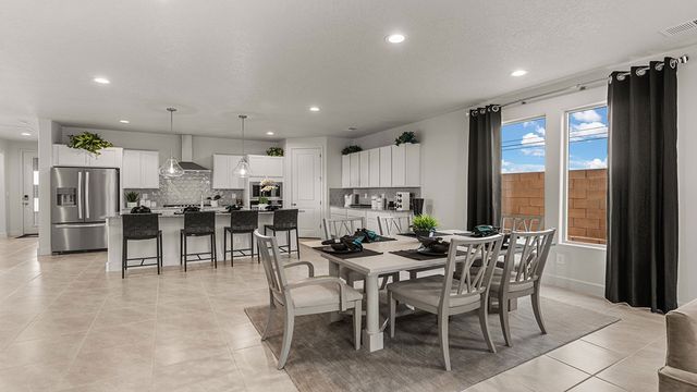 3307 Los Feliz, Santa Fe, NM 87507