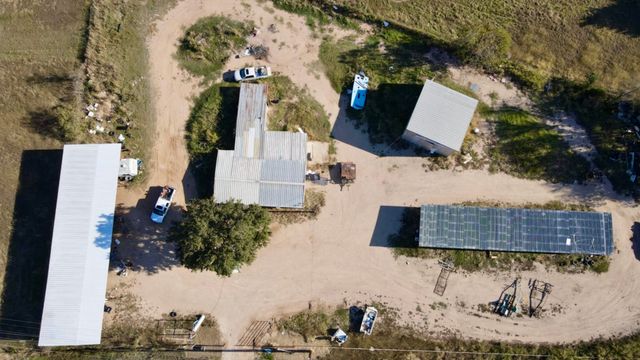 952 State Highway 22, Whitney, TX 76692
