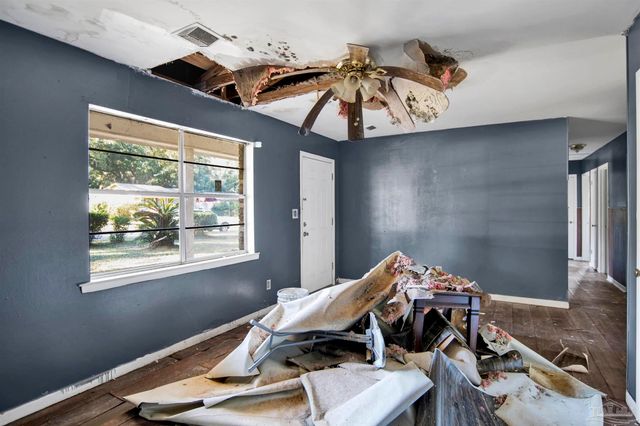 6250 Luther St, Pensacola, FL 32503