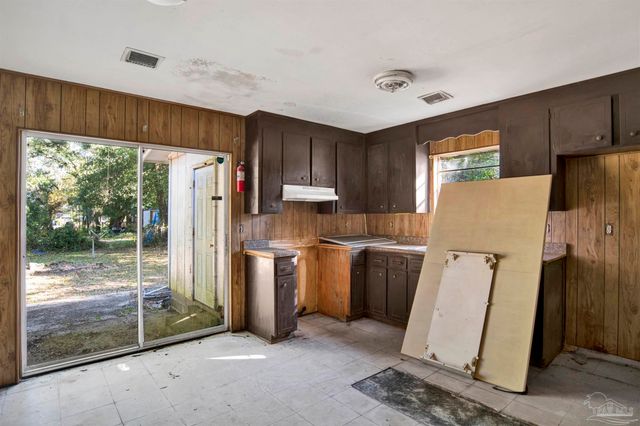 6250 Luther St, Pensacola, FL 32503