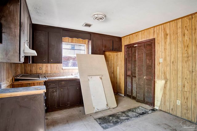 6250 Luther St, Pensacola, FL 32503