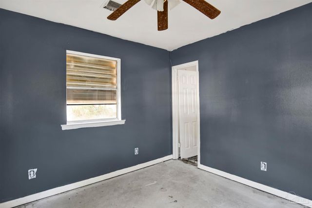 6250 Luther St, Pensacola, FL 32503