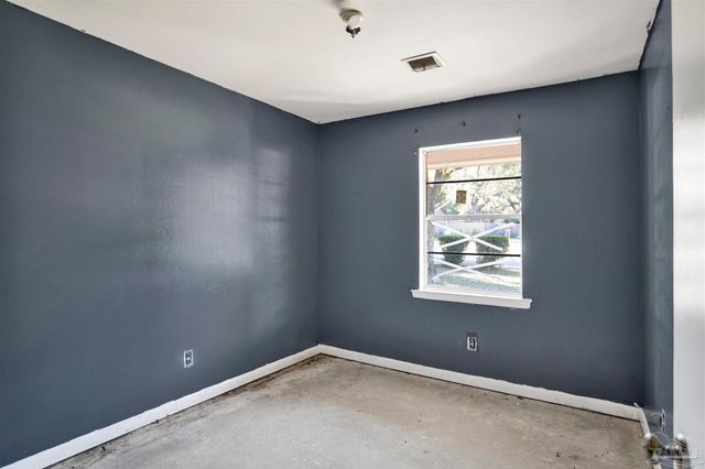 6250 Luther St, Pensacola, FL 32503