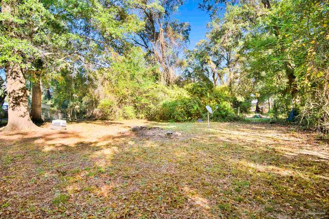 6250 Luther St, Pensacola, FL 32503