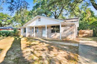 6250 Luther St, Pensacola, FL 32503