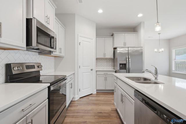 9220 Current Way, Owens Cross Roads, AL 35763