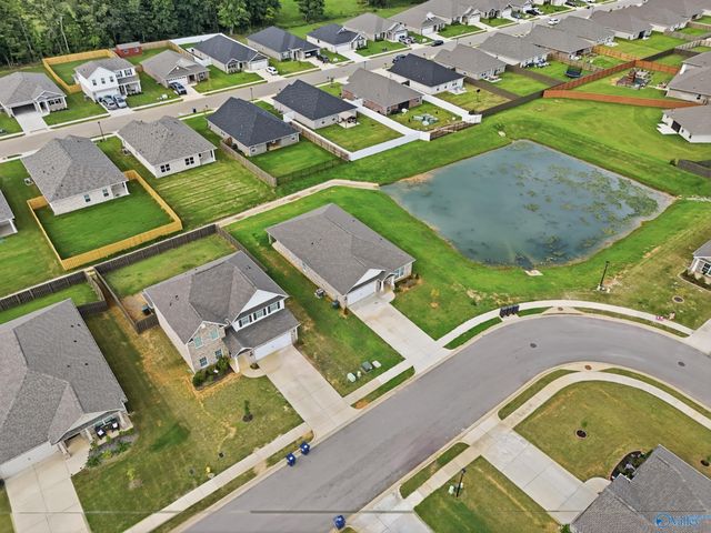 9220 Current Way, Owens Cross Roads, AL 35763
