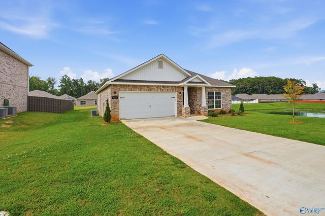 9220 Current Way, Owens Cross Roads, AL 35763
