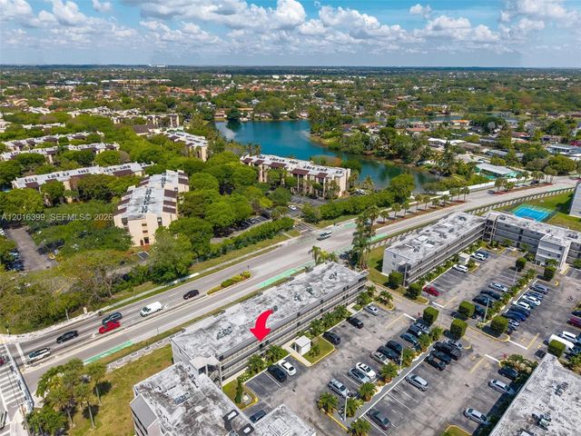 14185 SW 87th St 212A, Miami, FL 33183