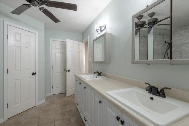 12 Quiet Wind Lane, Trinity, TX 75862